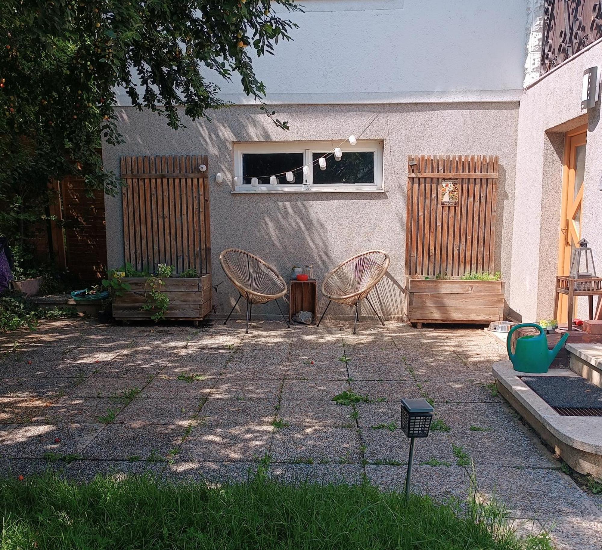 Apartment A Place To Be - Ruhelage Mit Gratis Parkplatz
