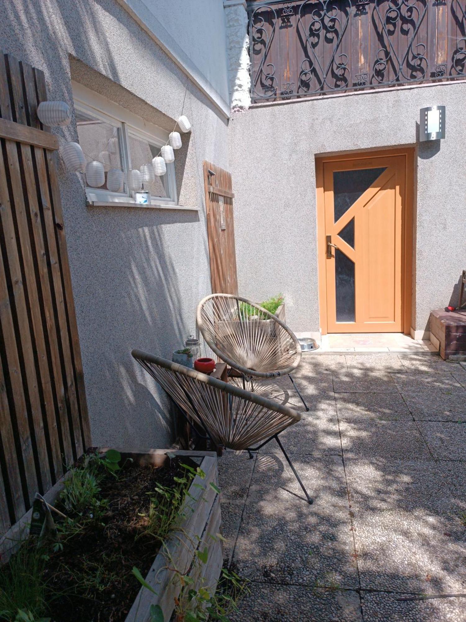 A Place To Be - Ruhelage Mit Gratis Parkplatz Apartment Graz